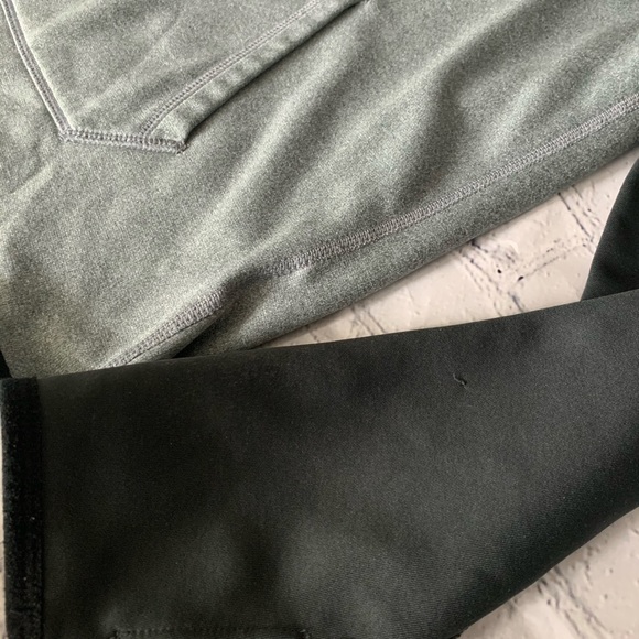 Nike hoodie - Picture 2 of 4